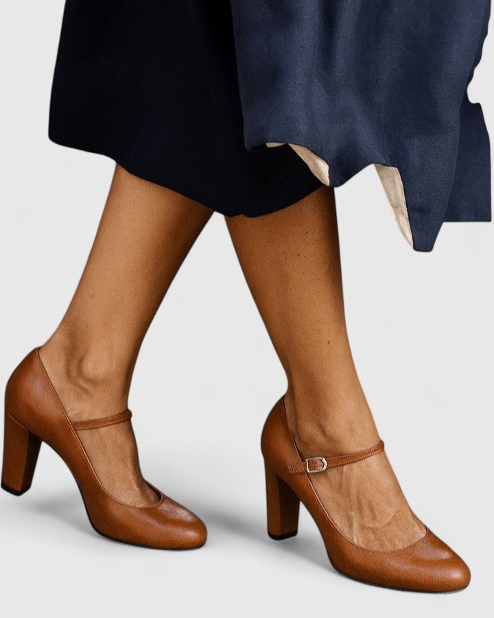 Julia | Damen sophisticated Pumps mit Riemen und Absatz