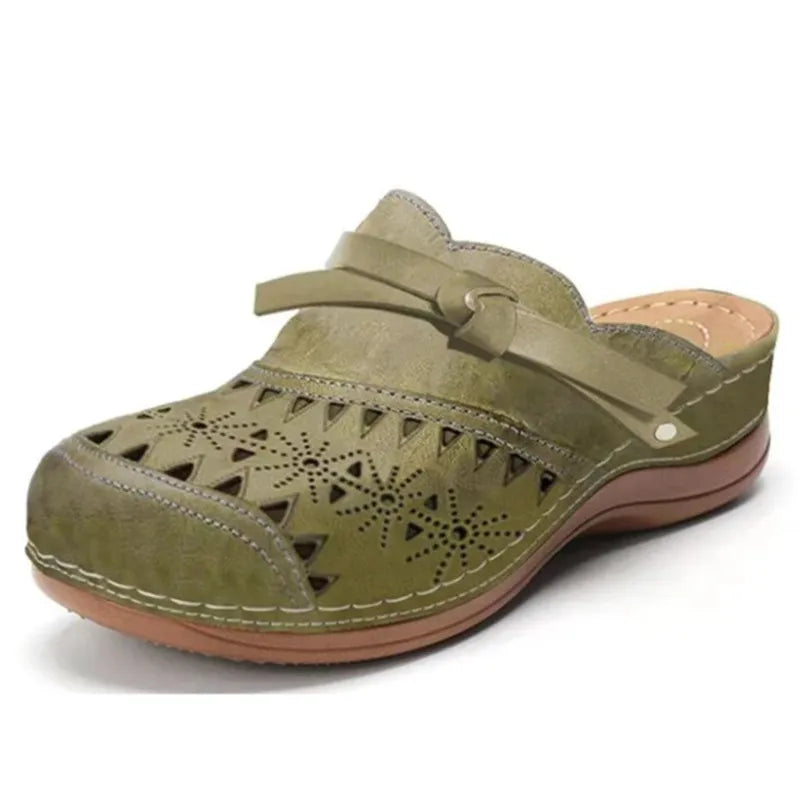 Elisa | Clogs mit Riemen und Perforation für bequemen Alltag