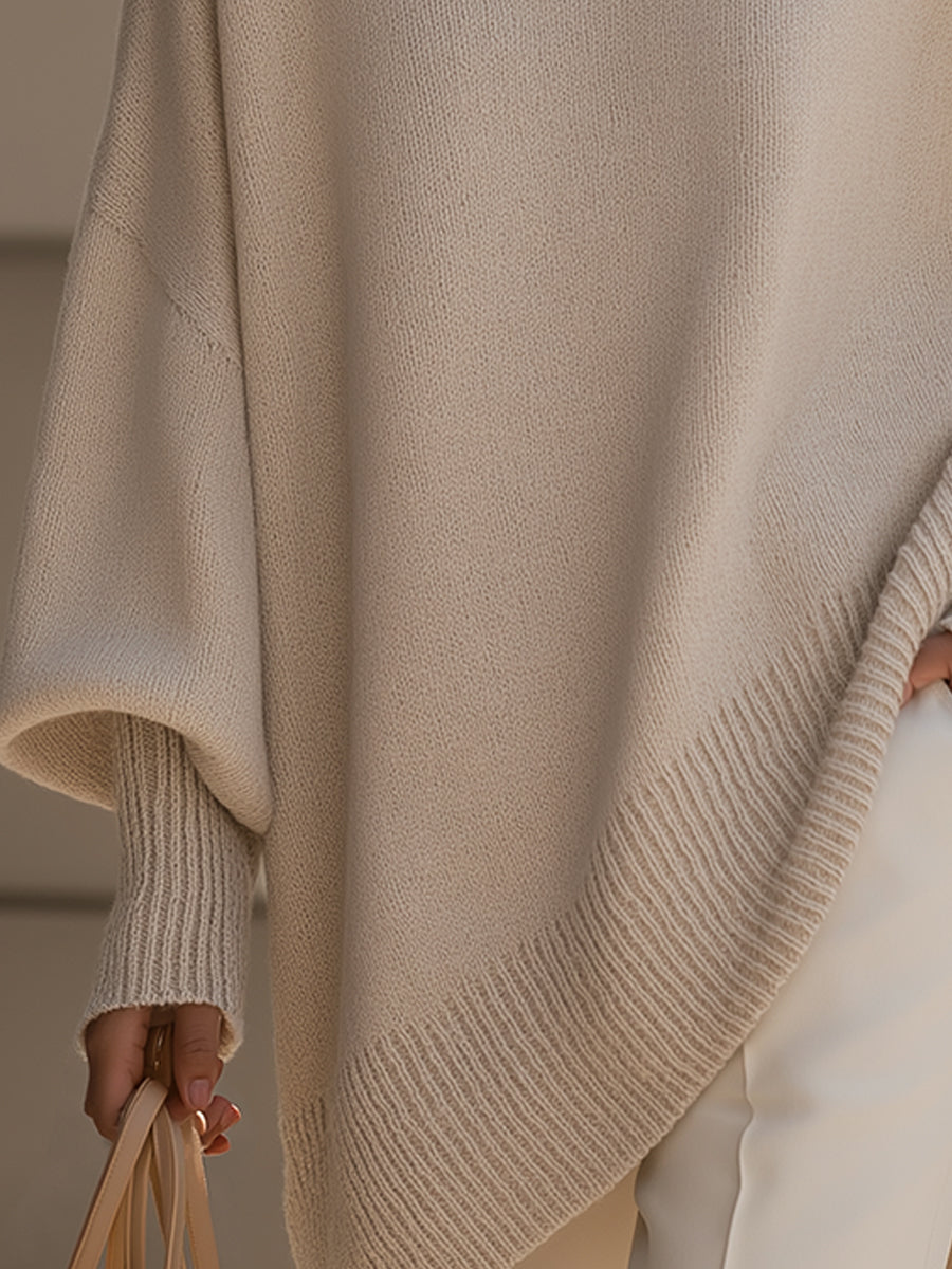 Bertha | Oversized women's poncho with round neckline | Long sleeves