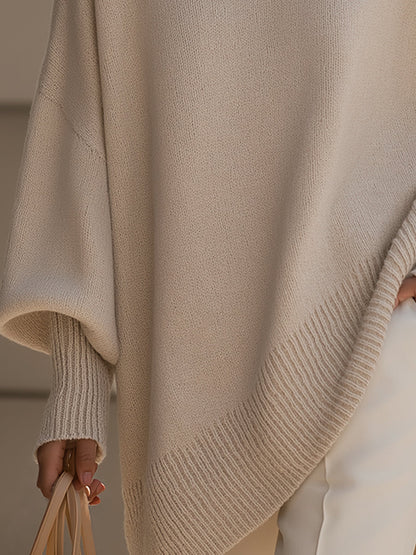 Bertha | Oversized women's poncho with round neckline | Long sleeves