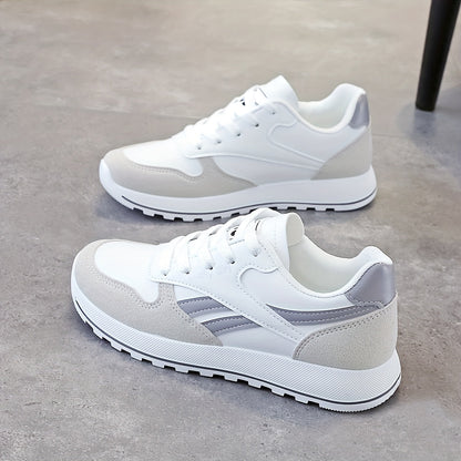 Cora | Damen Sneaker mit Schnürung und Panel Design und Sohle