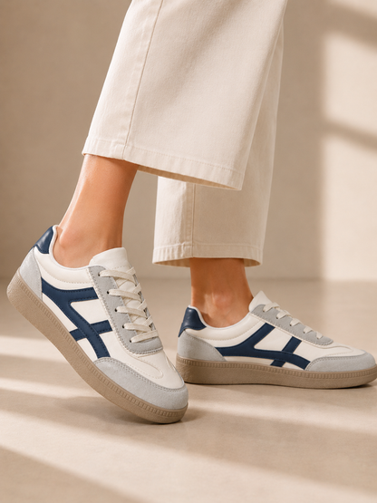 Ingrid | Orthopädische Sneaker mit Schnürung und Kontraststreifen