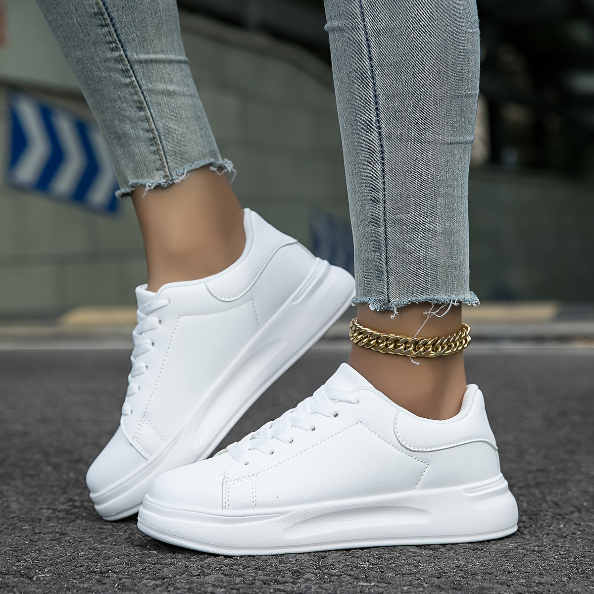 Carla | Damen weiße Ledersneaker mit Schnürung
