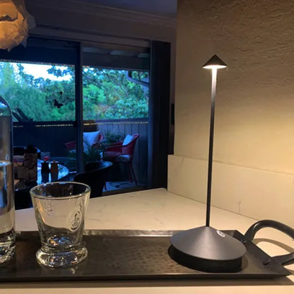 Brenik | Kabellose LED-Tischleuchte mit Touch-Steuerung und Akku