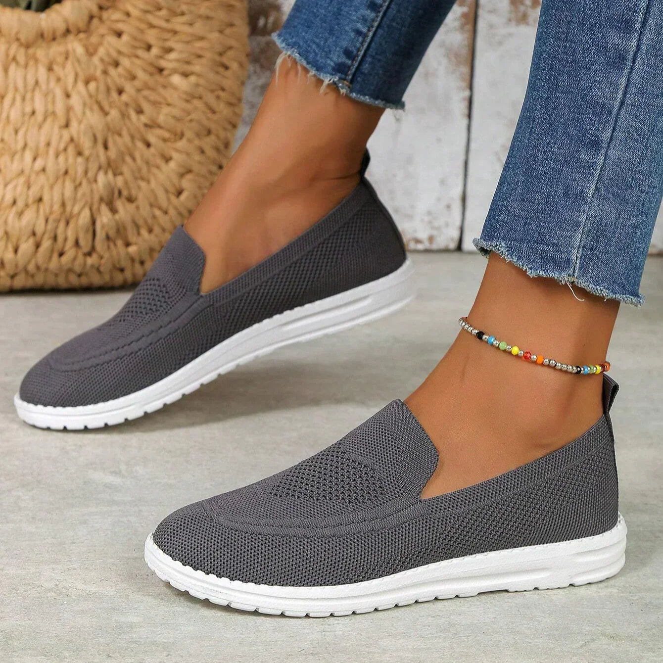 Celia | Damen Slip-On Sneaker mit Mesh und dicker Sohle und Form