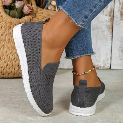Celia | Damen Slip-On Sneaker mit Mesh und dicker Sohle und Form