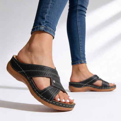 Alina | Orthopedic sandals with straps and perforation