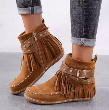 Ursula | Damen Wildleder-Fransenstiefel mit Riemen und Nieten