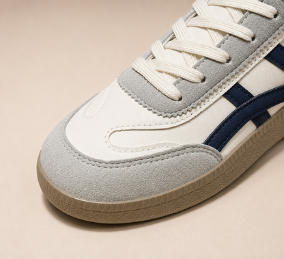 Ingrid | Orthopädische Sneaker mit Schnürung und Kontraststreifen