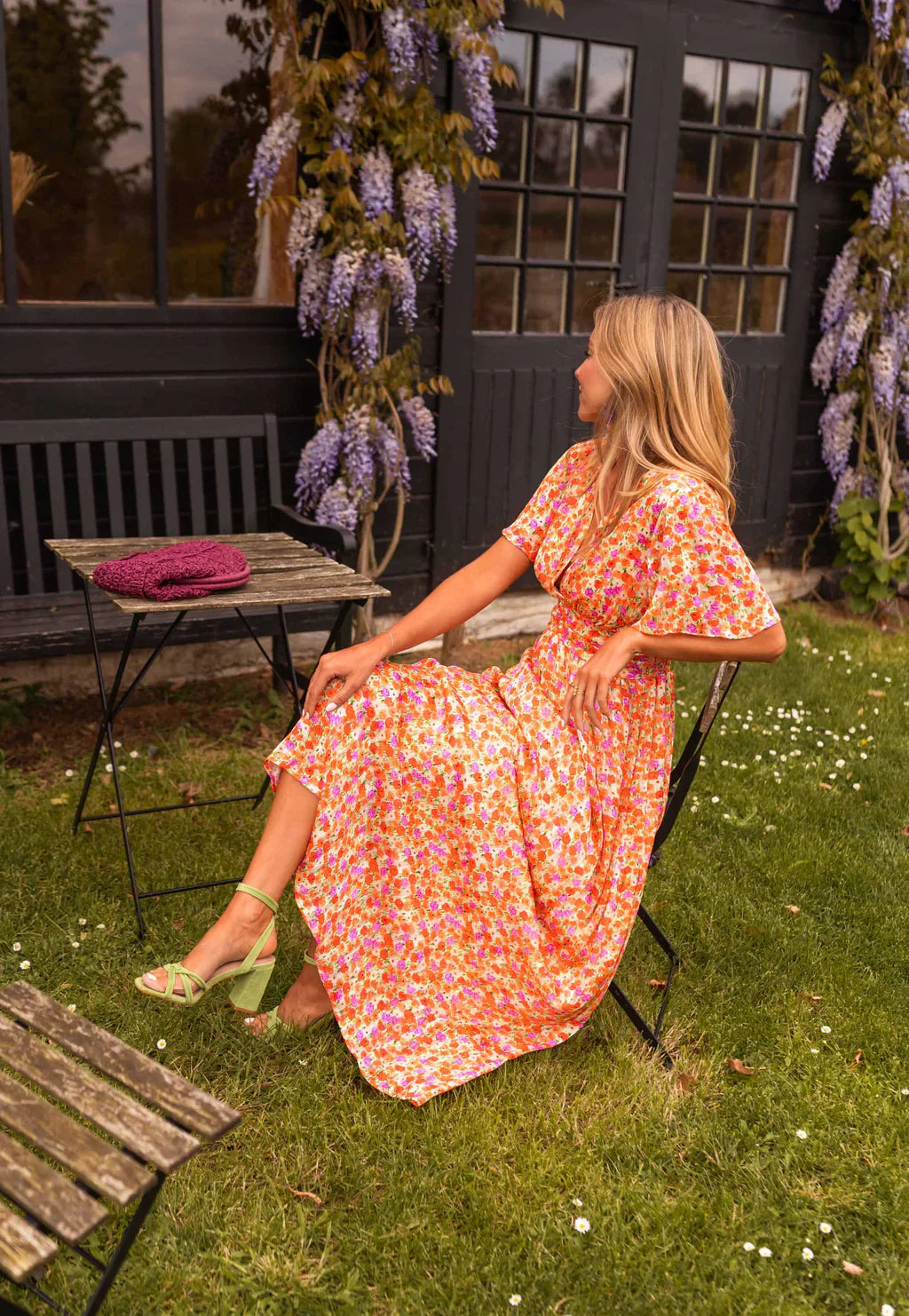 Yvonne | Damen Maxikleid mit floralem Print und taillierter Form