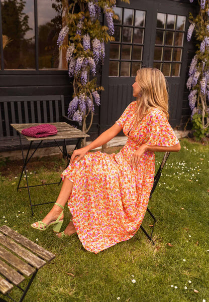 Yvonne | Damen Maxikleid mit floralem Print und taillierter Form