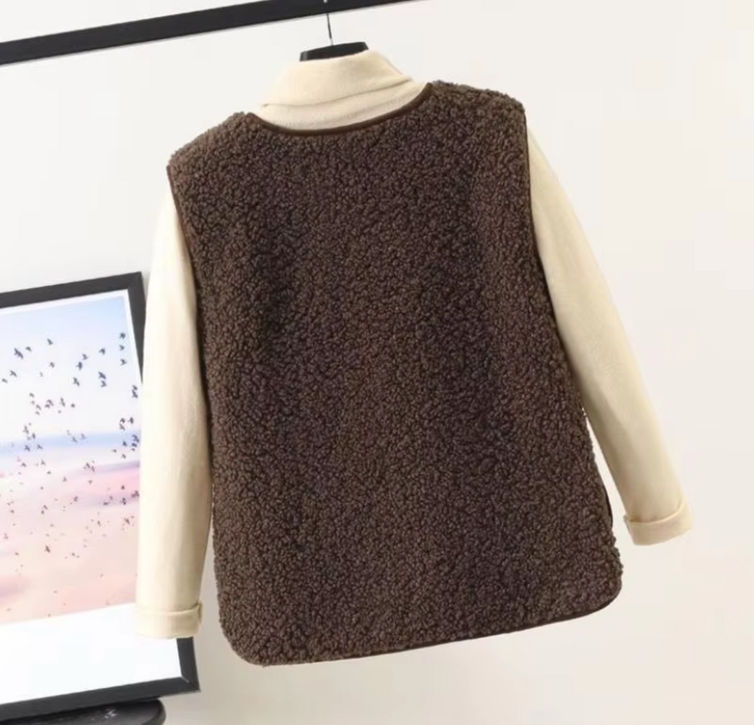 Prisca | Flauschige Damen Weste ärmellos mit Taschen | Ärmellos