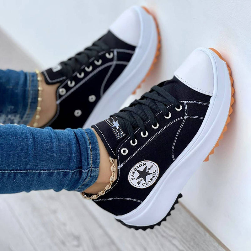 Stefanie | Orthopädische Sneaker mit Schnürung und dicker Sohle
