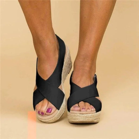 Hela | Classic women's wedge sandals with crossed straps