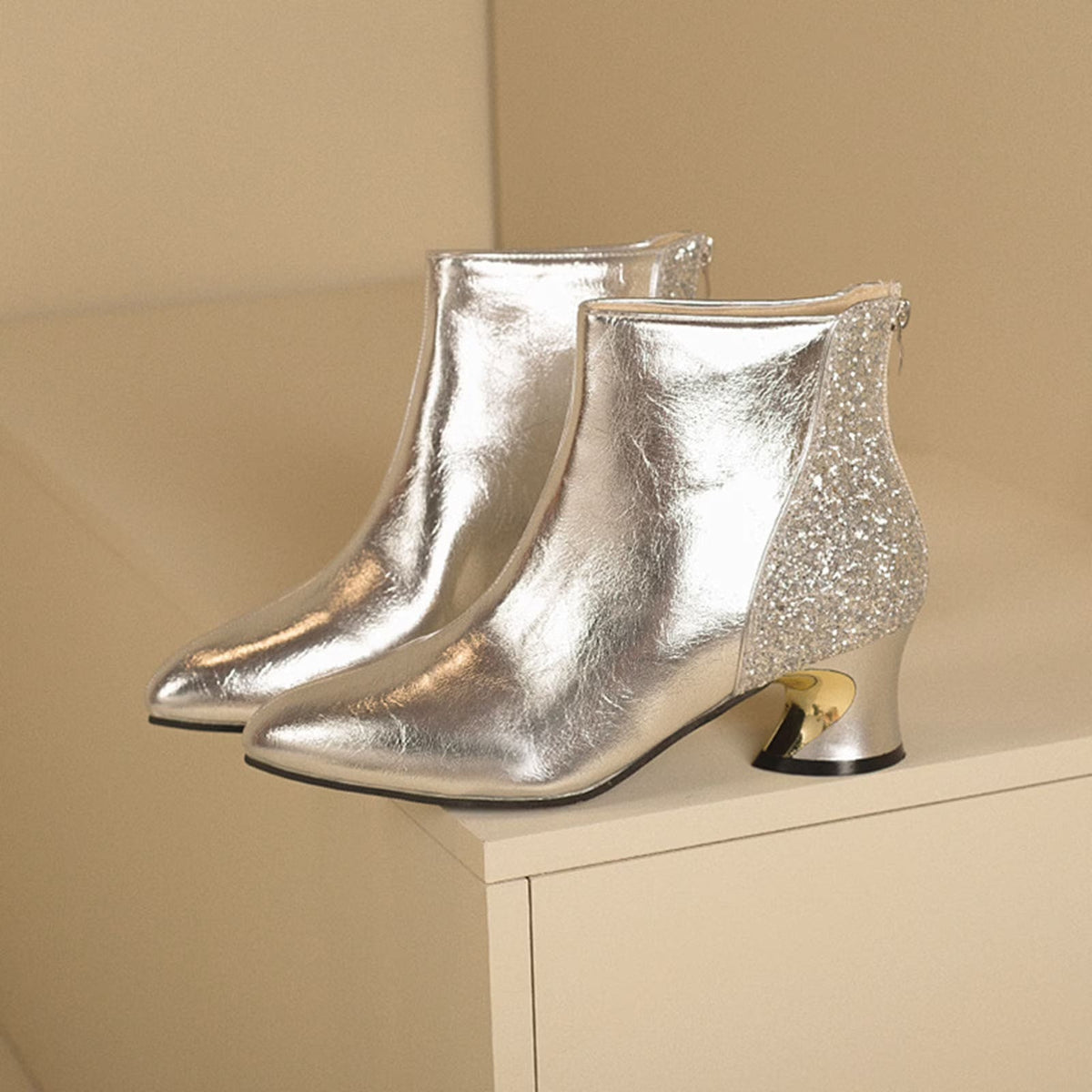 Ruth | Damen silberne Metallic-Stiefeletten mit Blockabsatz