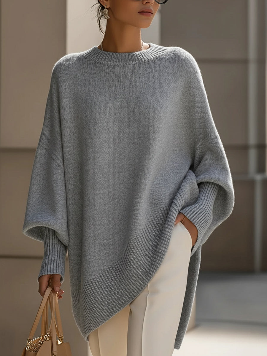 Bertha | Oversized women's poncho with round neckline | Long sleeves
