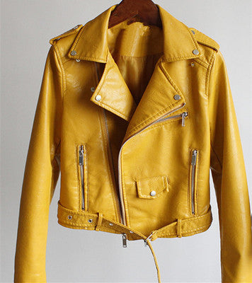 Erika | Damen Bikerjacke aus Kunstleder mit Reißverschlüssen und Gürtel
