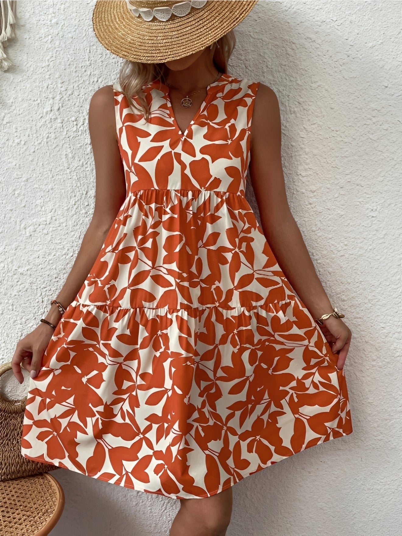 Mathilda | Damen stilvolles Kleid mit V Ausschnitt und Muster