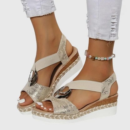 Gertrud | Women's orthopedic sandals with buckle straps