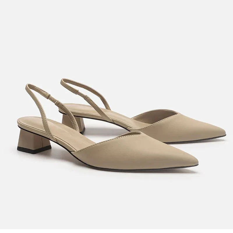 Elara | Slingback Sandalen mit Geschlossener Spitze und Niedrigem Blockabsatz