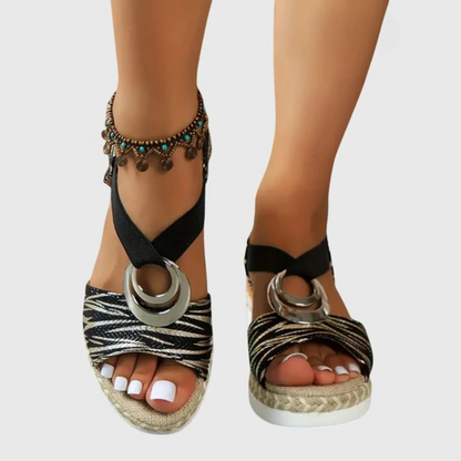 Gertrud | Women's orthopedic sandals with buckle straps