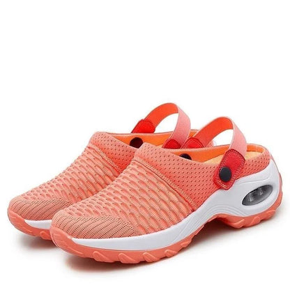 Carina | Orthopedic clogs with air cushion and adjustable strap