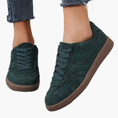 Gertrud | Sneakers vintage da donna con lacci e suola piatta