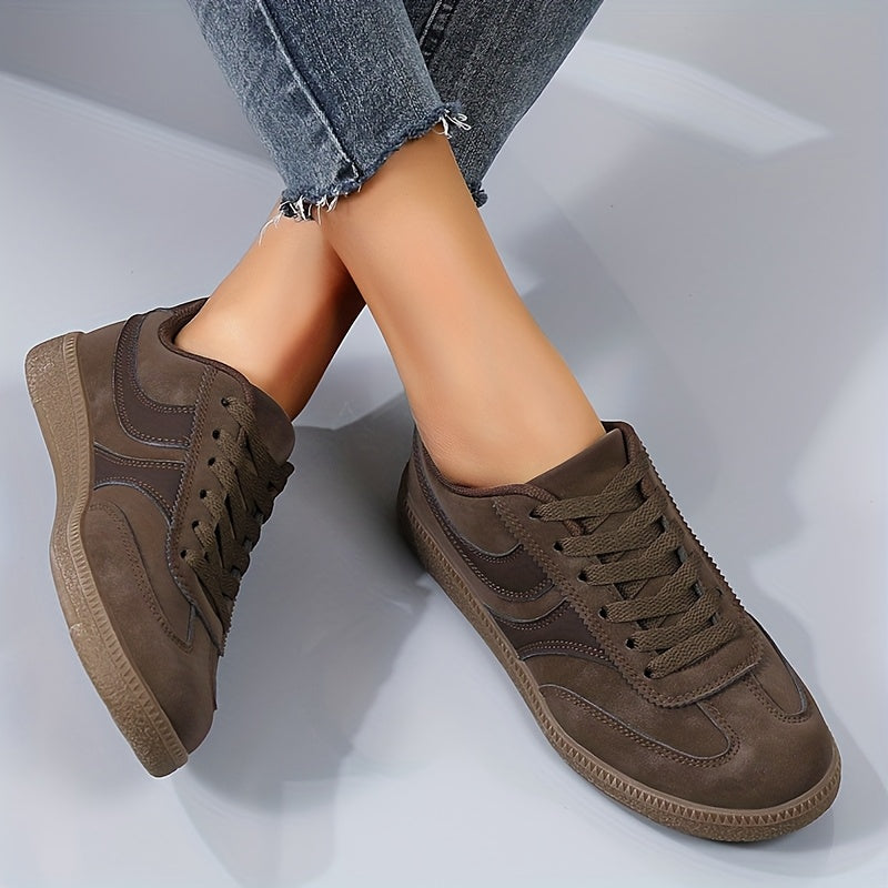 Gertrud | Sneakers vintage da donna con lacci e suola piatta