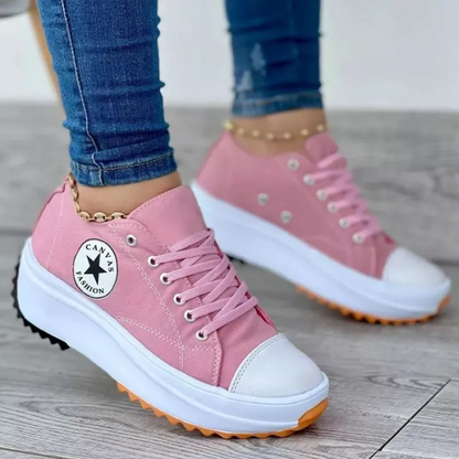 Stefanie | Orthopädische Sneaker mit Schnürung und dicker Sohle