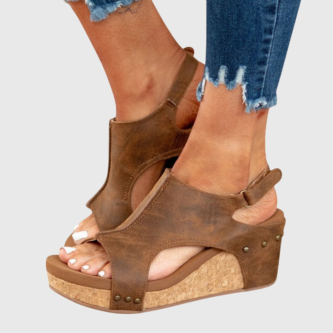 Ingrid | Women's orthopedic sandals with platform sole