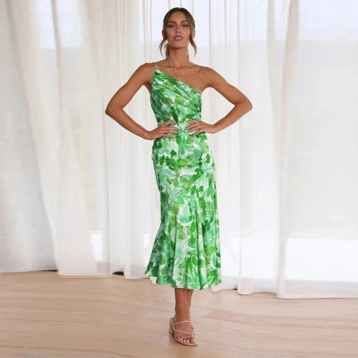 Galira | Women's maxi dress with an asymmetrical cut and floral pattern