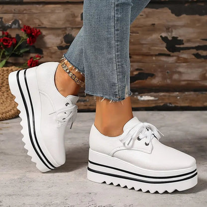 Birgit | Orthopedic sneakers with a modern platform sole