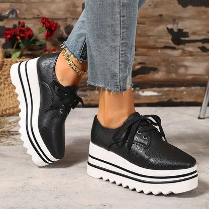Birgit | Orthopedic sneakers with a modern platform sole