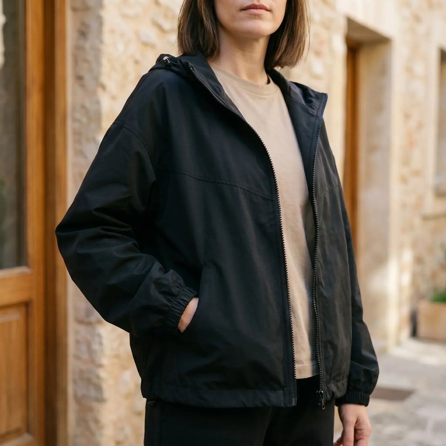 Helena | Leichtjacke mit Kapuze und lockerem Schnitt