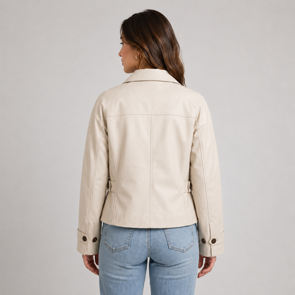 Helga | Damen kurze Jacke mit Knopfleiste und klassischem Kragen