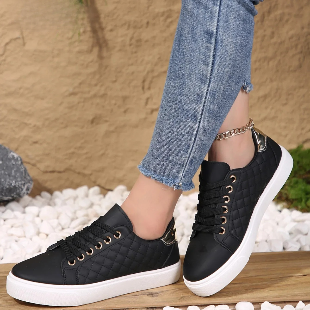 Tabea | Klassische Sneaker mit Gestepptem Design