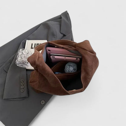 Elara | Women's shoulder bag in a minimalist design
