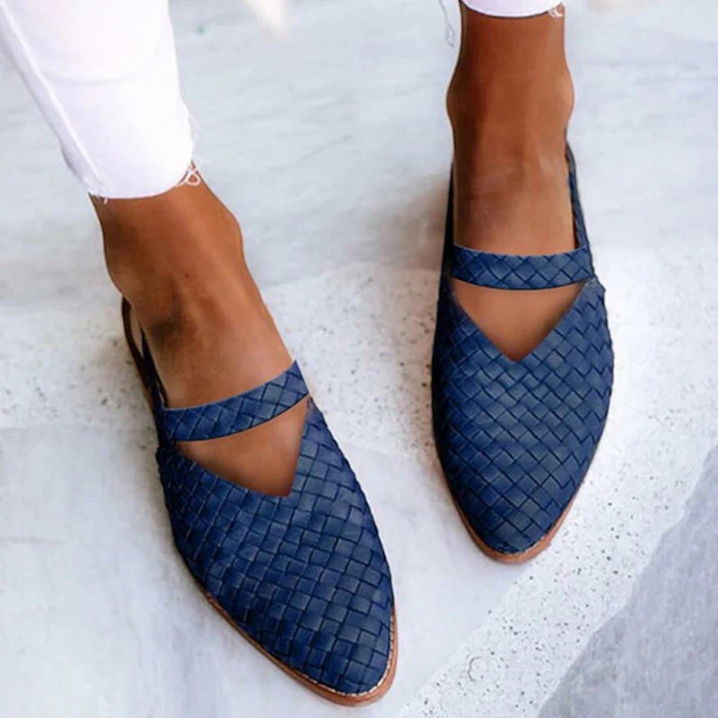 Katrin | Women's sandals with braided toe and narrow strap