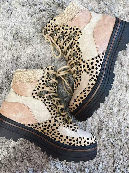 Brigitte | Stivali leopardati con lacci