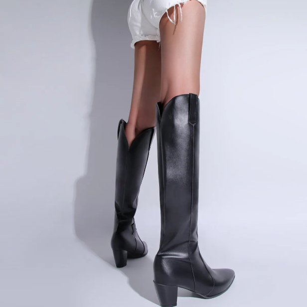 Nicole | Damen kniehohe Stiefel mit spitzer Form und Blockabsatz