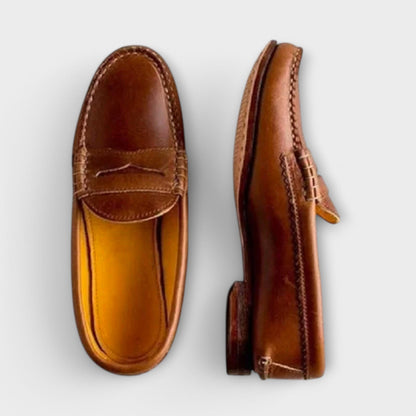 Lina | Damen Slip-On Loafer mit Spange und Naht vorn