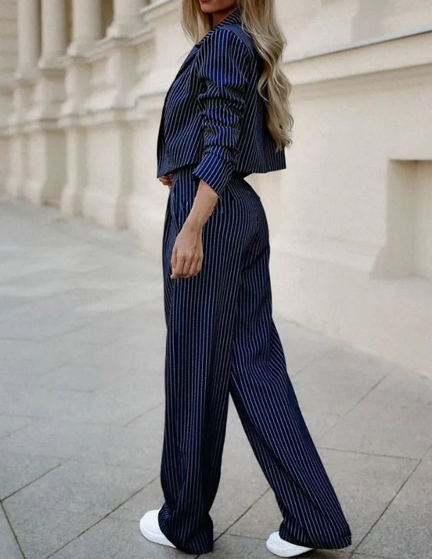Yvette | Completo da donna composto da blazer e pantaloni a gamba larga | Set