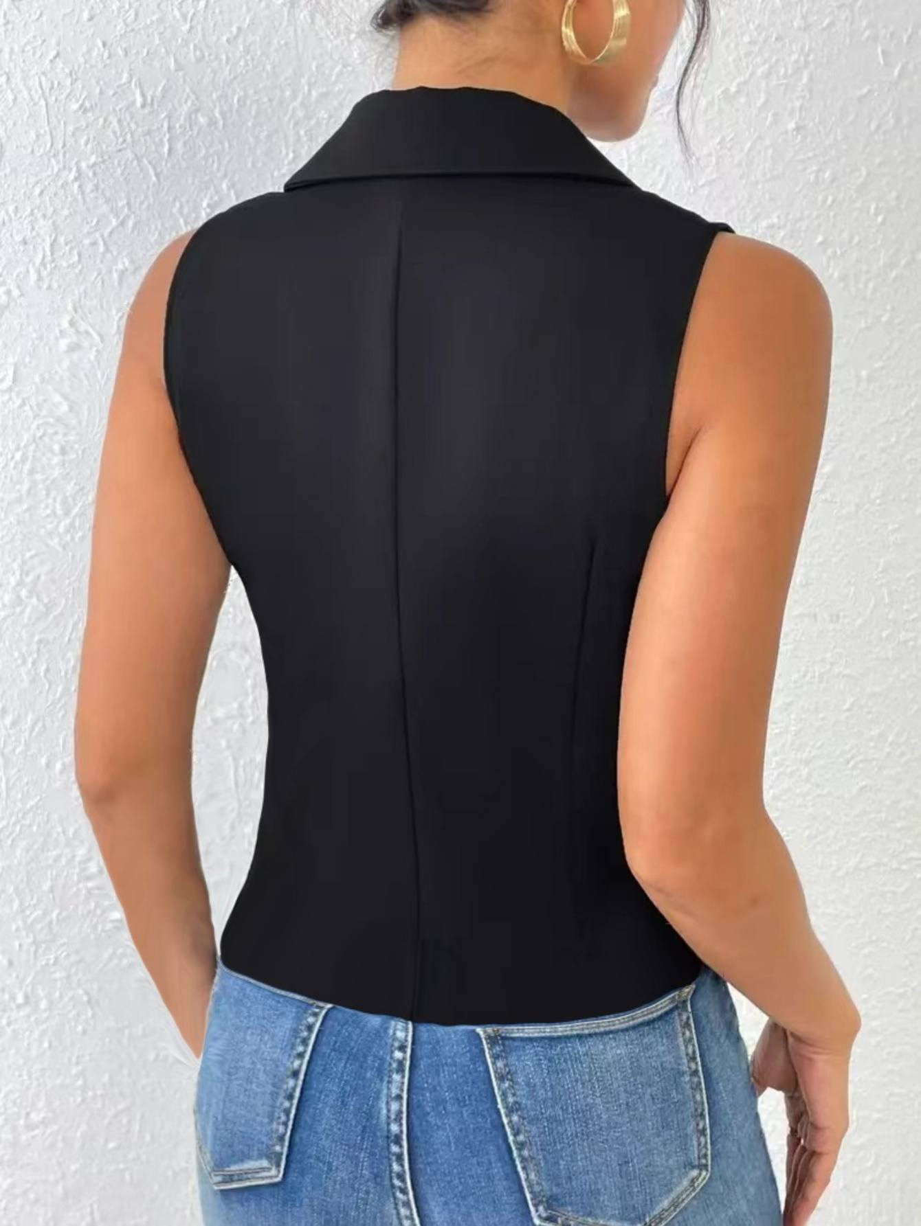 Gritta | Gilet da donna su misura con collo a revers | Abbottonatura