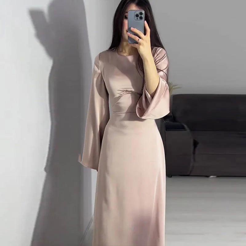 Victoria | Elegante abito lungo con effetto avvolgente e maniche lunghe | Maxi