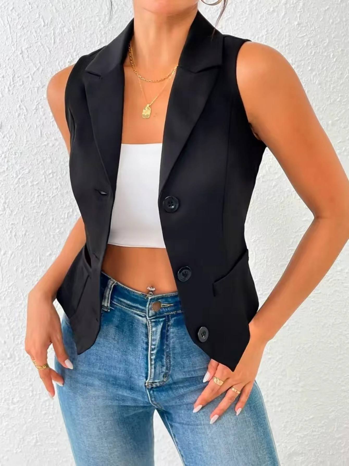 Gritta | Gilet da donna su misura con collo a revers | Abbottonatura
