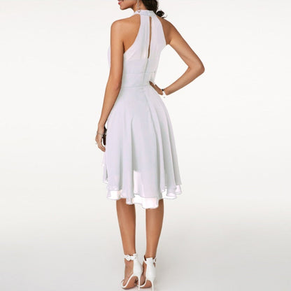 Elisa | Chic Kleid mit Neckholder und gestuftem Rock