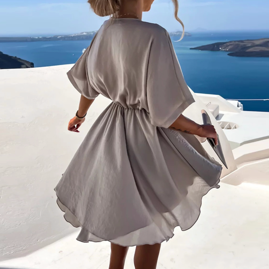 Alarica | Elegantes Damen-Minikleid mit V-Ausschnitt | Kurzarm