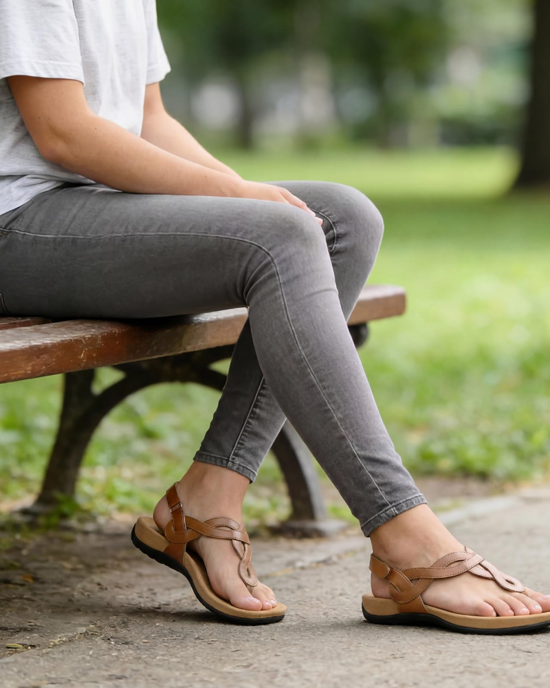 Luisa | Women's toe separators with arch support and T-strap