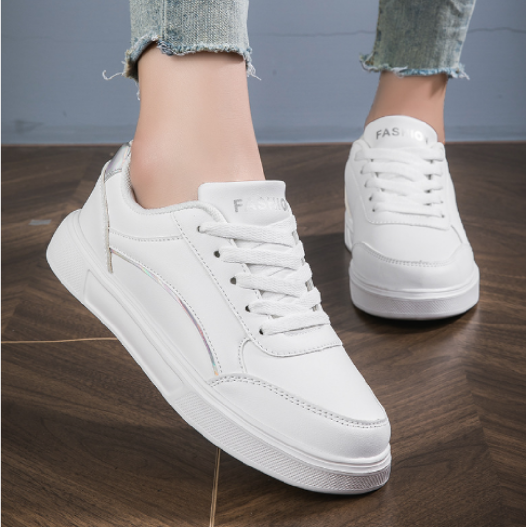 Leni | Damen Low-Top-Sneaker mit Golddetails