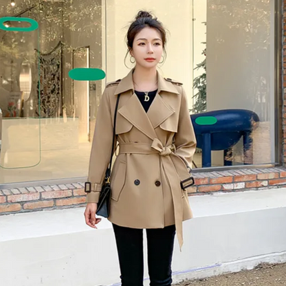 Yael | lässiger Damen-Trenchcoat mit Reverskragen und Knöpfen